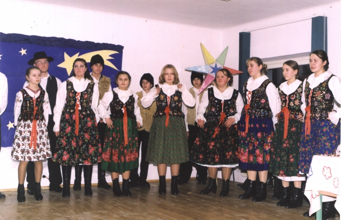 na_scenie,_dziewczyny.jpg (278.52 Kb)